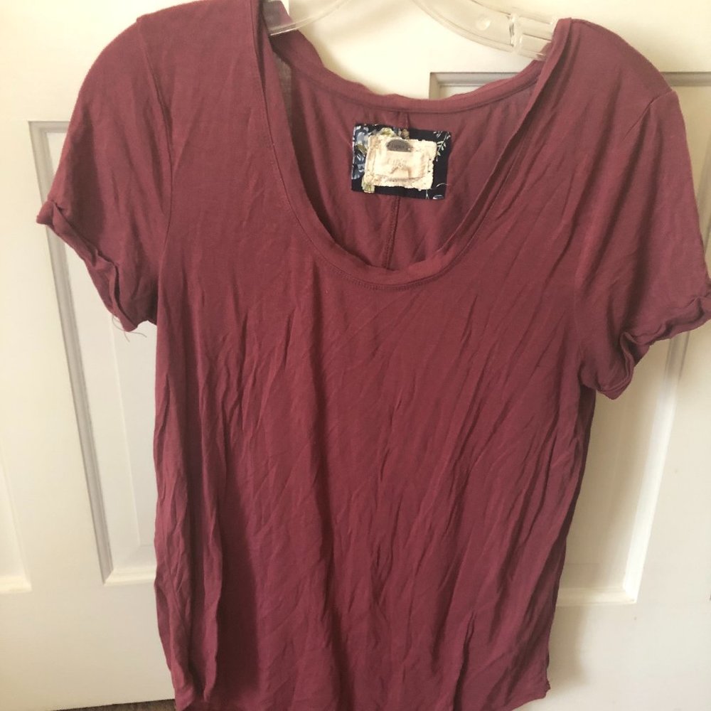 Cupio red t-shirt